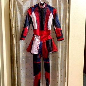 Descendants 3 Evie costume in mint condition size 8